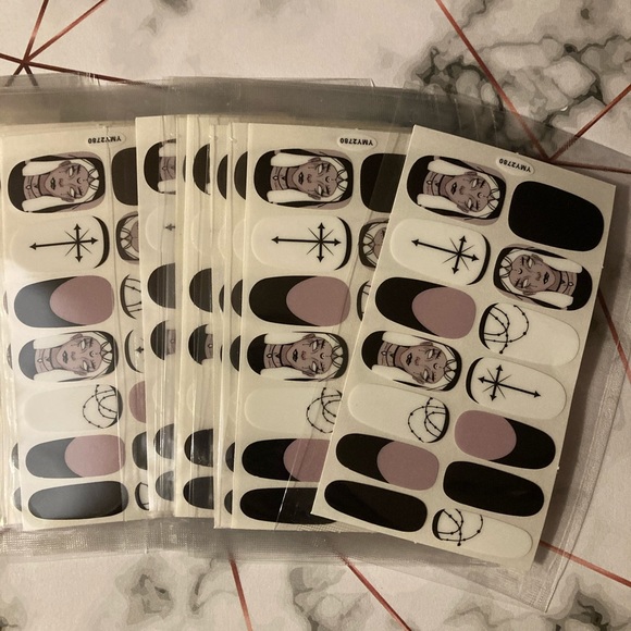 8 for $40 Nail Wraps: Gothic Sin Nail Wrap - Picture 2 of 2
